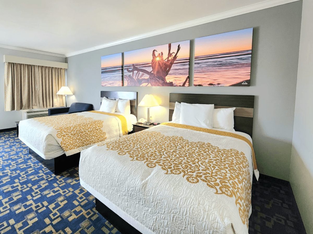 Accessible Room with Two Queen Beds